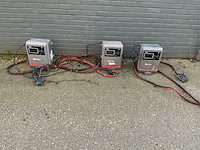 Nexsys + heftruck acculaders (3x)