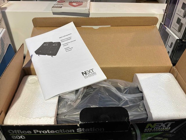 Next office protection station 600 ups systeem - afbeelding 5 van  5