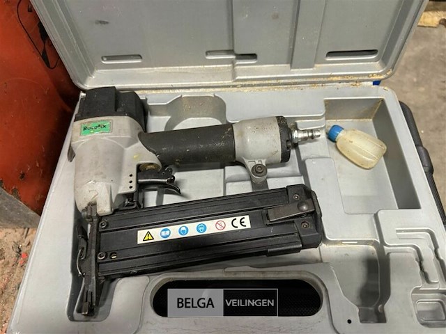 Niet- en nagelpistool rocafix - afbeelding 1 van  4