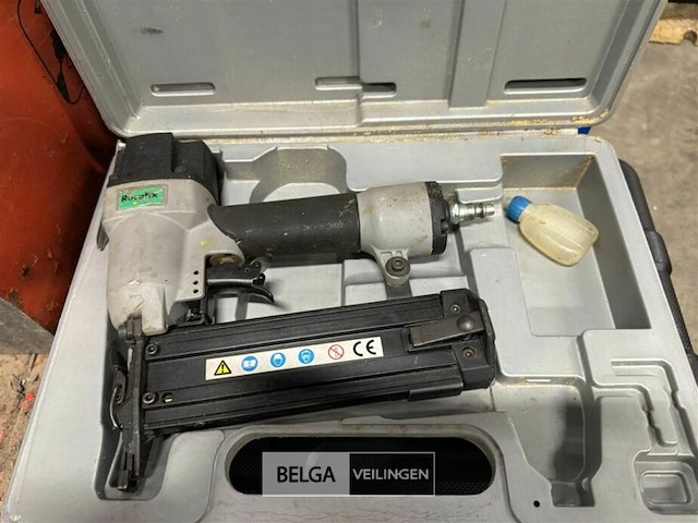 Niet- en nagelpistool rocafix - afbeelding 3 van  4