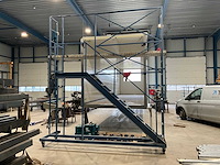 Niet demonteerbare constructie bordes trap - afbeelding 3 van  3