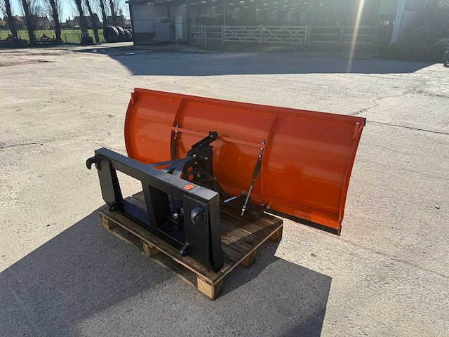 Nieuw - sneeuwruimer - euro koppeling - afbeelding 3 van  7