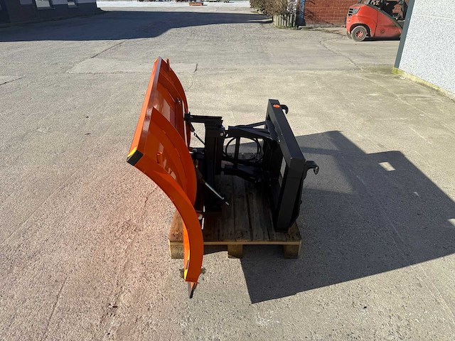 Nieuw - sneeuwruimer - euro koppeling - afbeelding 6 van  7