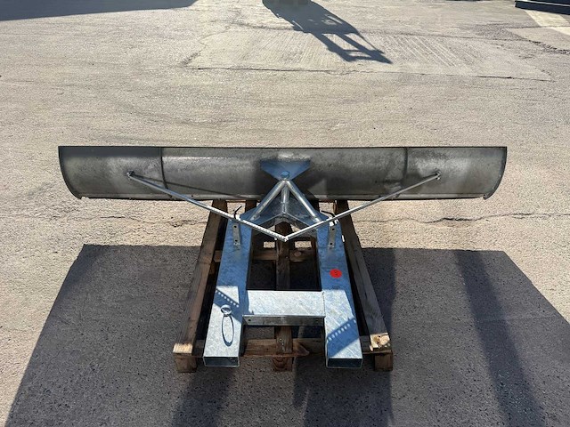 Nieuw - sneeuwschuif - voorzetapparatuur - afbeelding 3 van  8