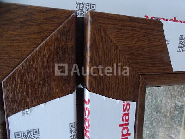 Nieuw dubbel-sash frame (nooit geïnstalleerd) aluplast - afbeelding 2 van  3