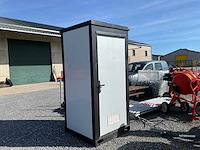 Nieuw mobiel toilet - afbeelding 1 van  13