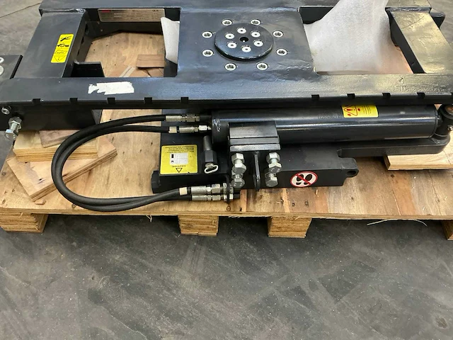 Nieuwe 2024 mac 180 ° rotator met arm klasse fem 2 - afbeelding 5 van  23