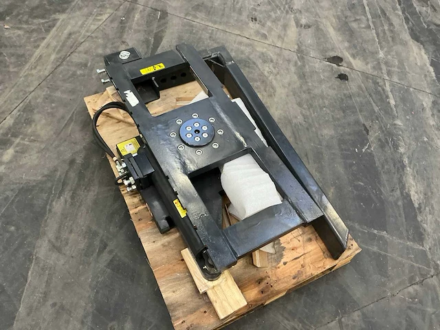 Nieuwe 2024 mac 180 ° rotator met arm klasse fem 2 - afbeelding 16 van  23