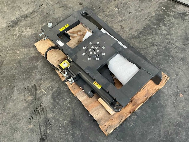 Nieuwe 2024 mac fem 2 180 ° rotator met arm heftruck toebehoren - afbeelding 1 van  11