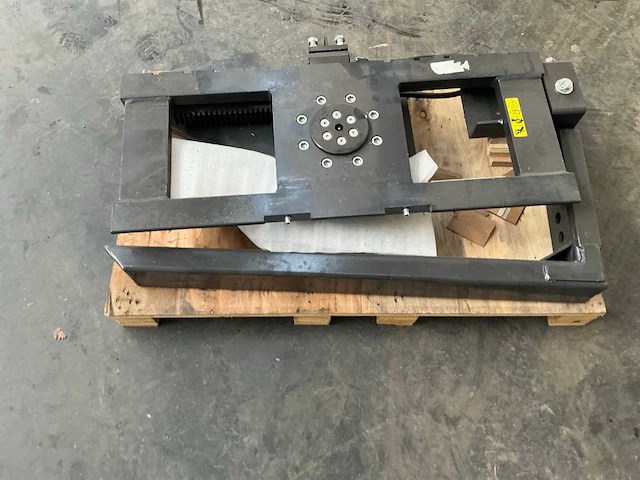 Nieuwe 2024 mac fem 2 180 ° rotator met arm heftruck toebehoren - afbeelding 7 van  11