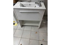 Nieuwe badkamer meubel met bruynzeel kraan en elengance wastafel - afbeelding 6 van  9