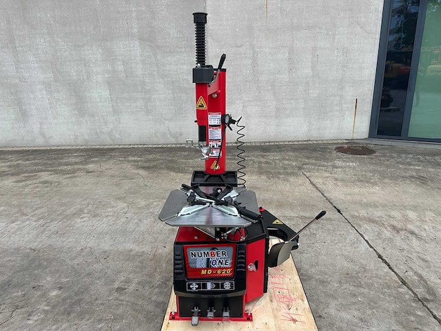 Nieuwe bandenmachine number one - 2026 - md-620 - - afbeelding 1 van  17