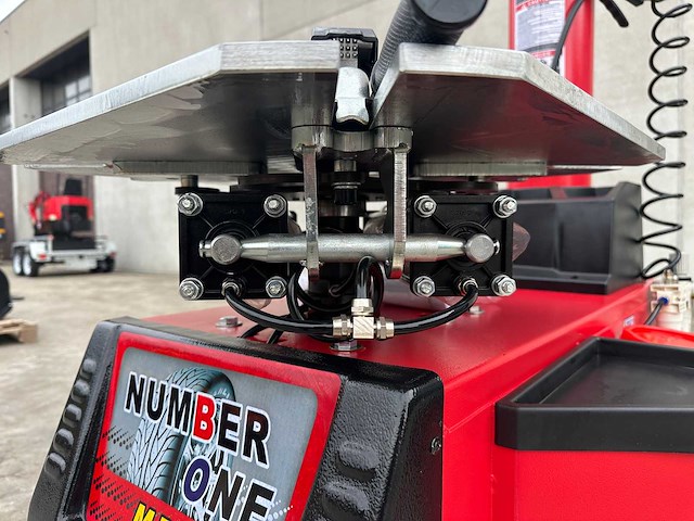 Nieuwe bandenmachine number one - 2026 - md-620 - - afbeelding 9 van  17
