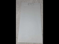 Nieuwe douchebakken van 140 x 90 met vallen (2x) - afbeelding 2 van  4
