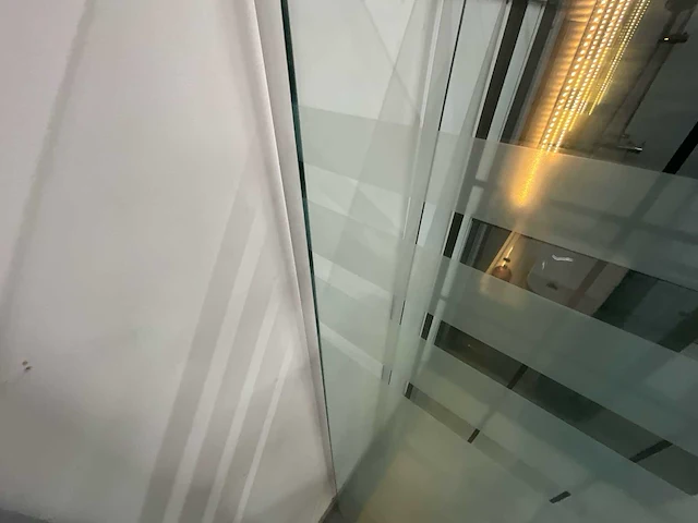 Nieuwe douchebehuizing (2x) - afbeelding 3 van  14