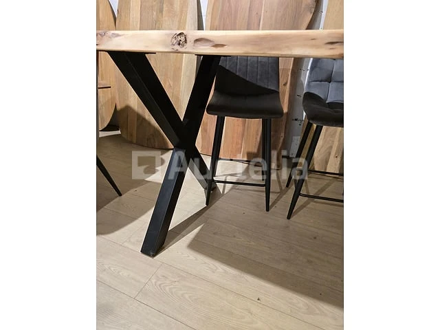 Nieuwe hoge tafel acacia 140 cm voet x - afbeelding 1 van  2