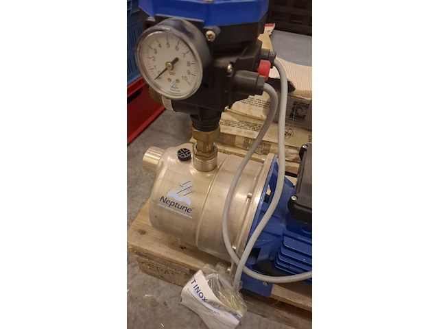 Nieuwe inox pomp - afbeelding 2 van  3