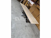 Nieuwe mangohouten tafel 300x100cm matrix metalen poot - afbeelding 3 van  3