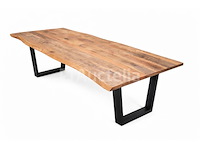 Nieuwe massief houten tafel, onregelmatige randen 3000x100x3,8 cm hoogte 77 cm - afbeelding 1 van  1