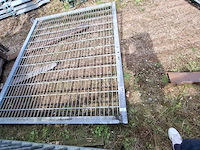 Nieuwe poortvleugel heras 245cm breed x 200cm hoog - afbeelding 1 van  3