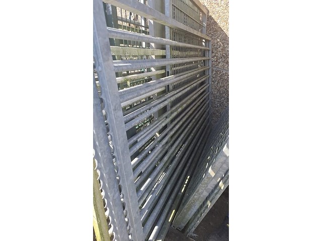 Nieuwe poortvleugel heras 250cm h x 150cm breed - afbeelding 4 van  5