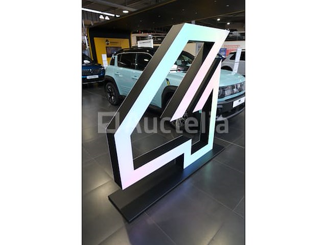 'nieuwe renault 4' verlicht bord - afbeelding 1 van  4