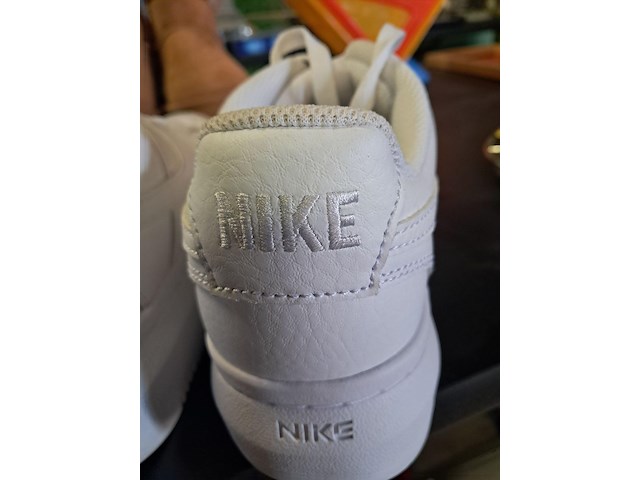 Nieuwe schoenen maat 40,5 ,botjes maat 39 2p - afbeelding 2 van  6