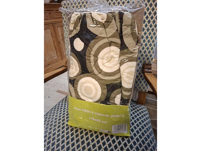 Nieuwe strijkplankhoezen ( 48 x) - afbeelding 7 van  8