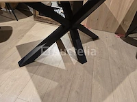 Nieuwe tafel acacia massief hout natuurlijke randen 260x110x5cm hoogte 77cm - afbeelding 2 van  3