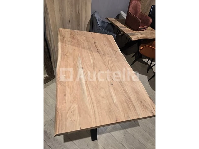 Nieuwe tafel acacia massief hout natuurlijke randen 300x100x5cm hoogte 77cm - afbeelding 1 van  3