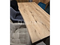 Nieuwe tafel, massief hout eikenhout en zwarte epoxy, 160x100x3,8 cm, hoogte 77 cm - afbeelding 3 van  5