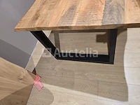 Nieuwe tafel massief hout onregelmatige randen 220x100x3,8 cm hoogte 77 cm u-voet - afbeelding 2 van  2