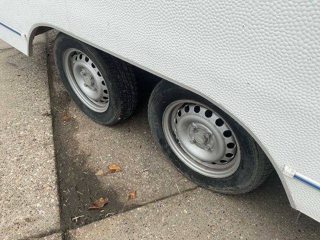 Niewiadow b3500 foodtruck - afbeelding 11 van  32