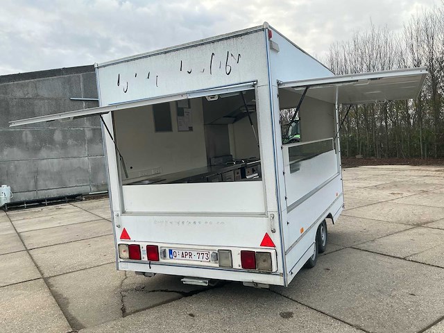 Niewiadow b3500 foodtruck - afbeelding 23 van  32