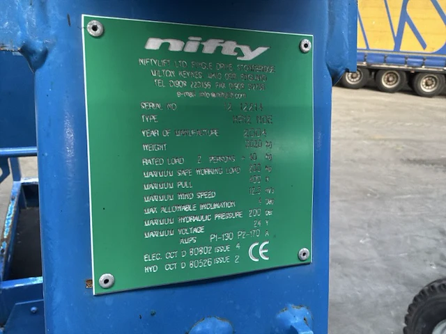 Nifty hr12 knikarmhoogwerker - afbeelding 16 van  23