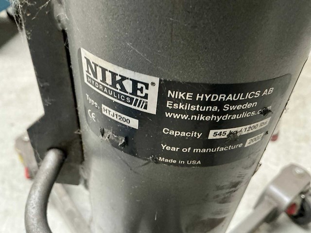 Nike hydraulics htj 1200 pneumatisch-hydraulische lift - afbeelding 5 van  6