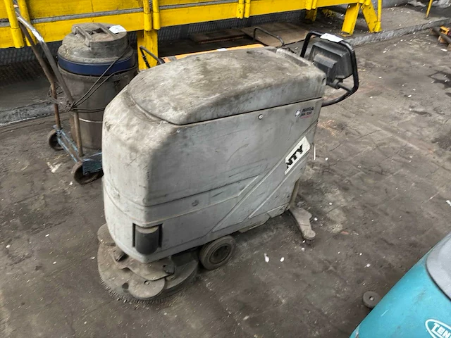 Nikfisk ba530 vloerreiniger - afbeelding 3 van  6