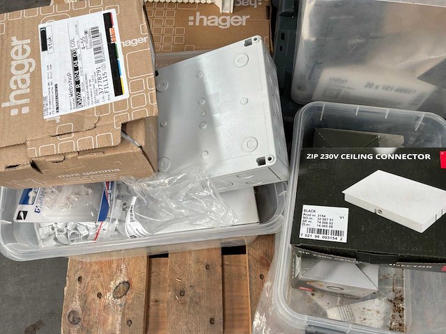Niko-hager-wago partij elektriciteit componenten - afbeelding 5 van  6