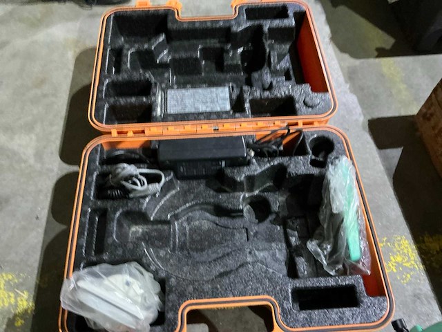 Nikon npl-352 bouwlaser - afbeelding 6 van  7