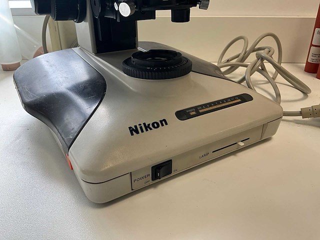 Nikon optiphot-2 meetmicroscoop - afbeelding 2 van  9