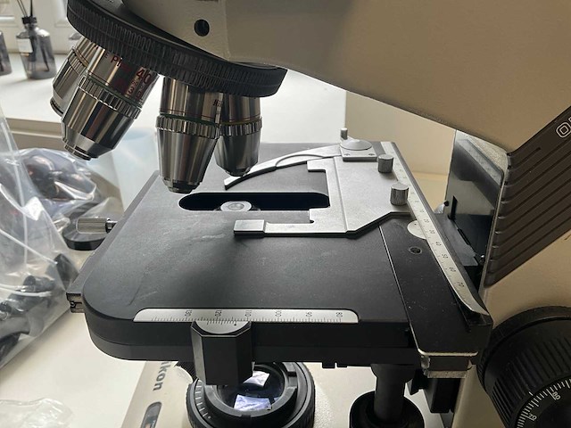 Nikon optiphot-2 meetmicroscoop - afbeelding 5 van  9