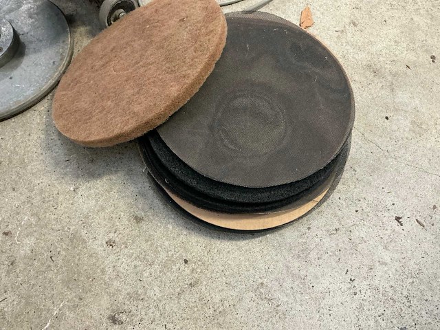 Nilfisk 421a eenschijfsmachine - afbeelding 3 van  6