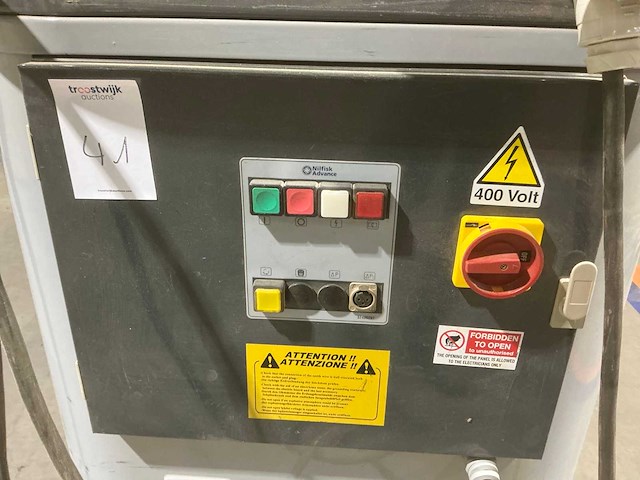 Nilfisk advance iv 055 l industriële stofzuiger - afbeelding 14 van  17