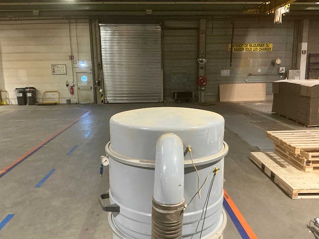 Nilfisk advance iv 055 l industriële stofzuiger - afbeelding 2 van  17