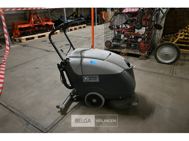 Nilfisk ba 410 poetsmachine - afbeelding 1 van  6