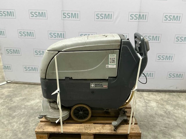 Nilfisk ba 611d reinigingswagen - afbeelding 1 van  10