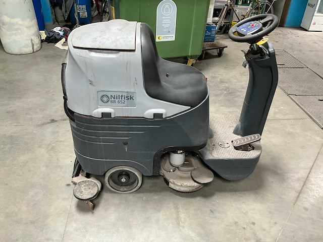 Nilfisk br 652 kuismachine - afbeelding 17 van  21