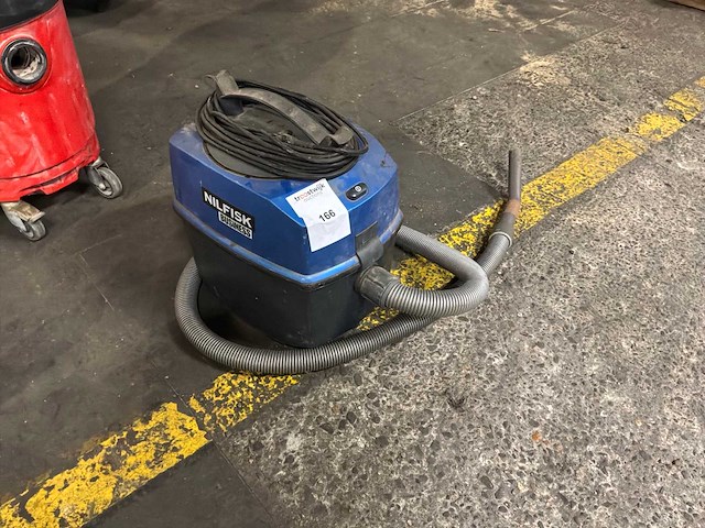 Nilfisk cdb3000 industriële stofzuiger - afbeelding 1 van  3