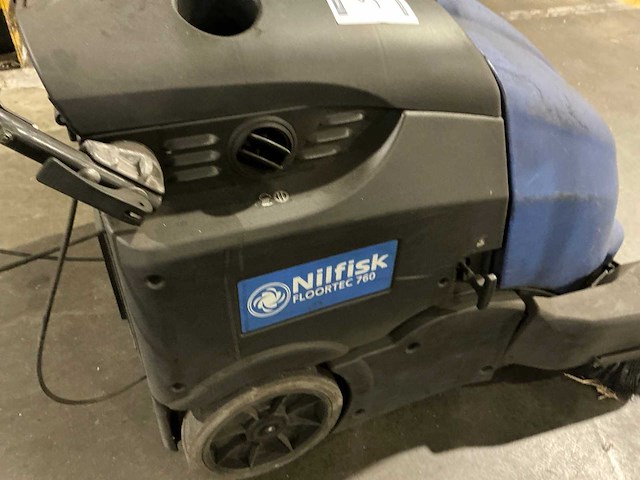 Nilfisk floortec 760 veegmachine - afbeelding 5 van  5
