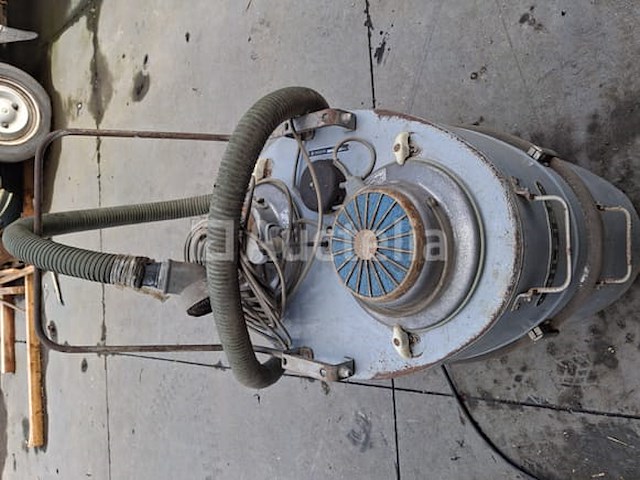 Nilfisk ga72 werkplaatsstofzuiger - afbeelding 2 van  4